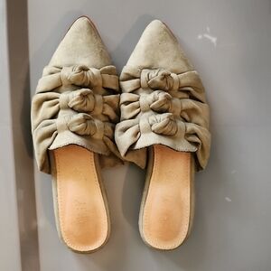 Mi.iM Knotted Suede Mules in Olive Green